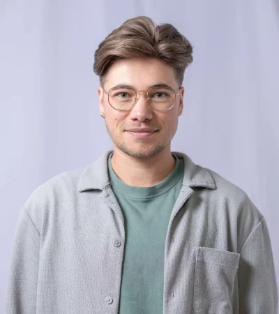 Portraitfoto von Taleo Stüwe, Fotografin: Luna Wolf